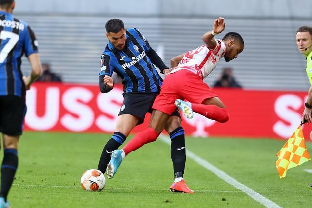  普鲁士明斯特黑马成色足，客场逼平争冠集团劲旅